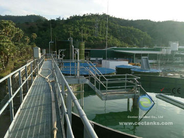 Темно-зеленые резервуары для хранения жидкости для коррозионных и некоррозионных химикатов